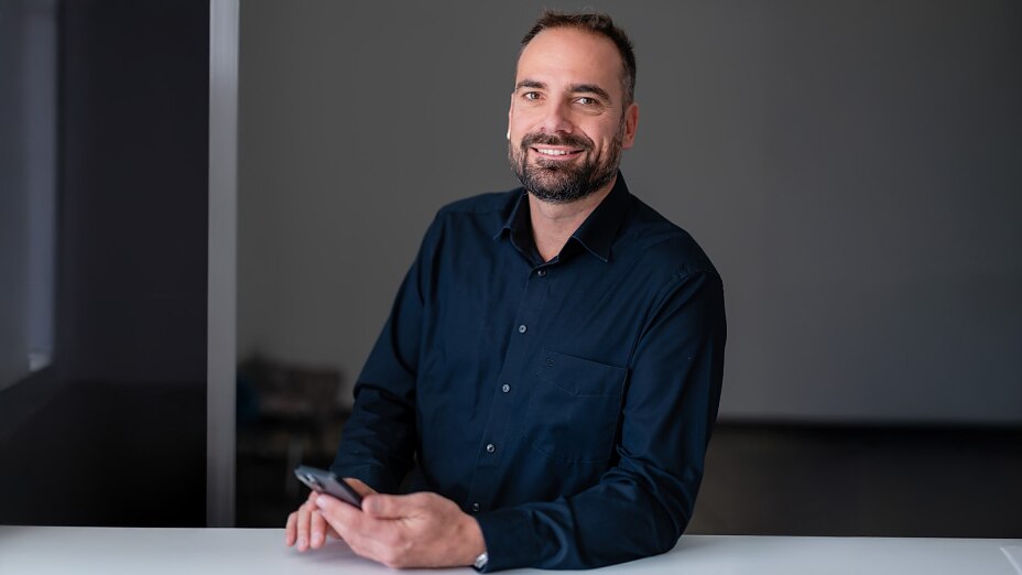 AssetCockpit erleichtert Familien den Überblick über Vermögen, Finanzen, ETFs und Versicherungen per App.